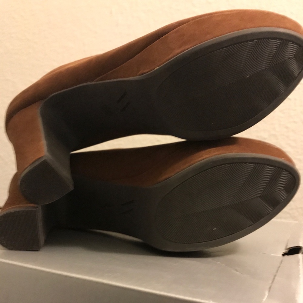 Booties - Picture 4 of 7